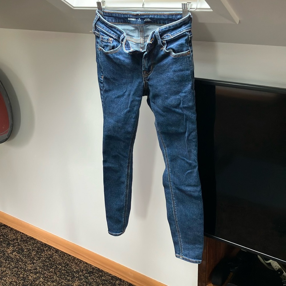 Old Navy Mid rise Rockstar skinny jeans, dark blue stonewash, size 0 petite